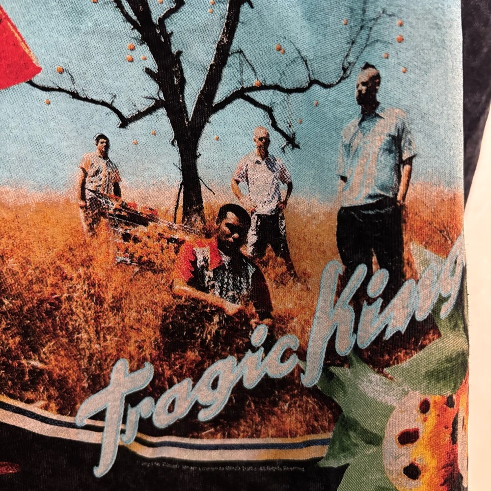 Urban Outfitters No Doubt Tragic Kingdom Tour '97 Graphic Acid Wash Tee Black - Picture 8 of 16